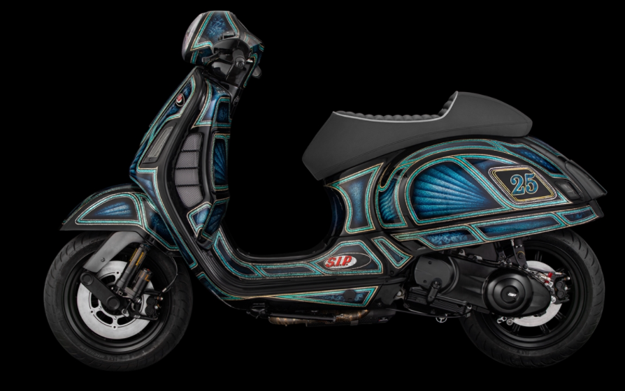 Vario cover for Vespa, black matt