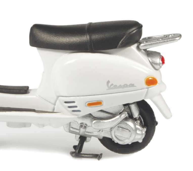 Model Vespa ET4 (1996), white