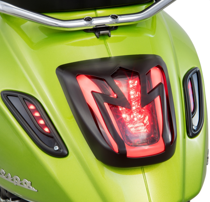 Rear light grille for Vespa Primavera/Sprint 50-150cc 2T/4T AC, black matt