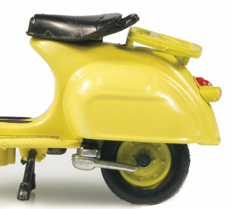 Model Vespa 125 (1960), yellow