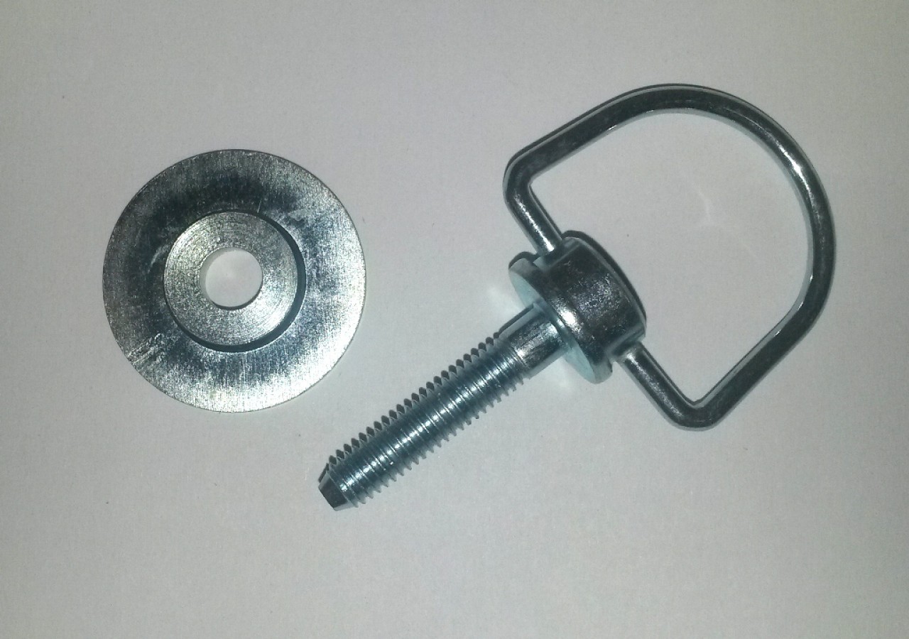 Mounting kit for use with: 32-liter top case, Vespa LX